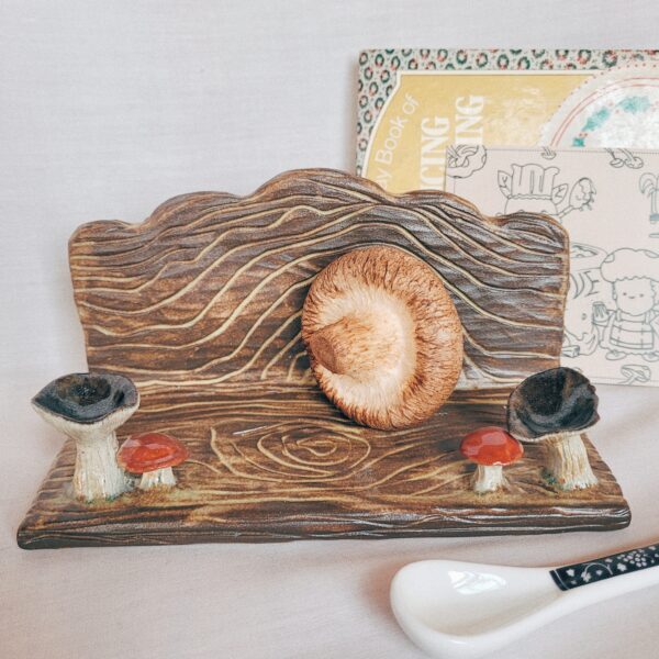 An Old Soul's Recipe Card Holder