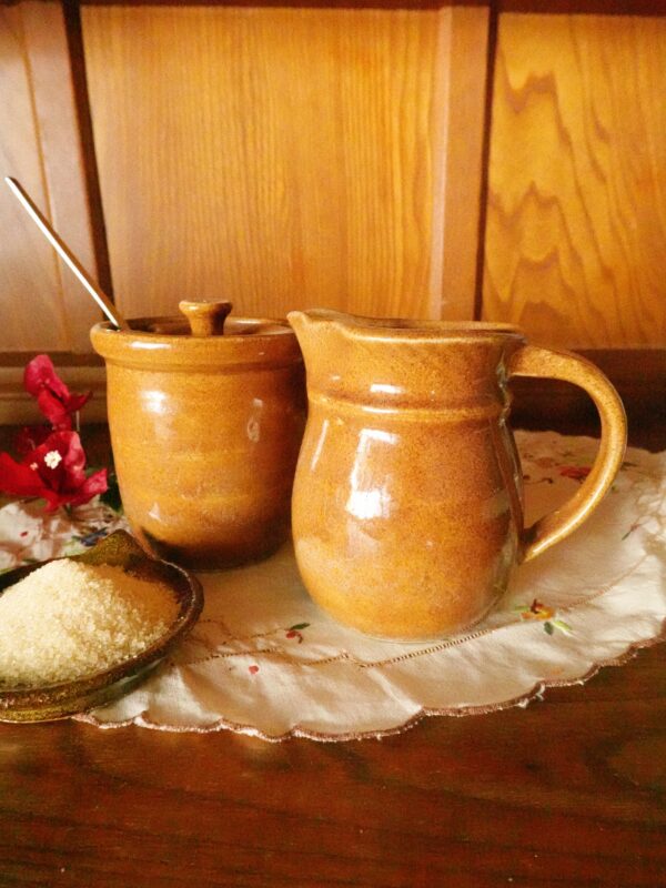 Sugar Pot and Cream Jug
