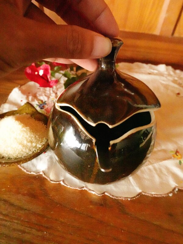 Sugar Pot Treacle